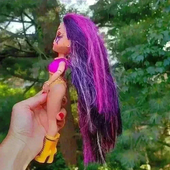 LOL suprise dolls bundle - Picture 6 of 16